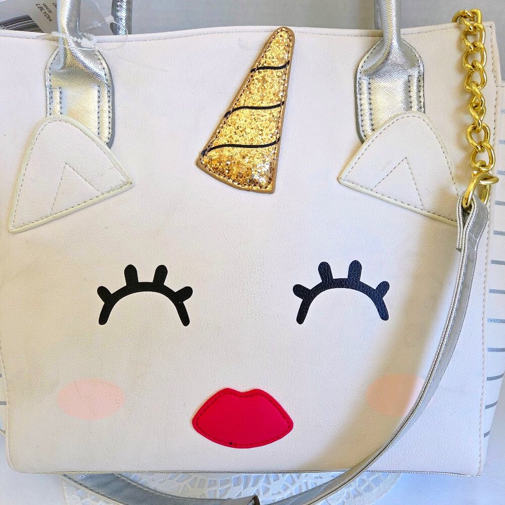 Betsy Johnson Unicorn Hand and shoulder bag new w/tags Luv Betsy